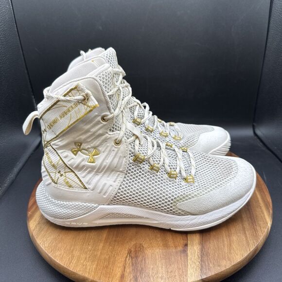 Under Armour Highlight Ace 2.0 Women's Size 9 Volleyball Shoes 3023708-100 - Picture 3 of 8